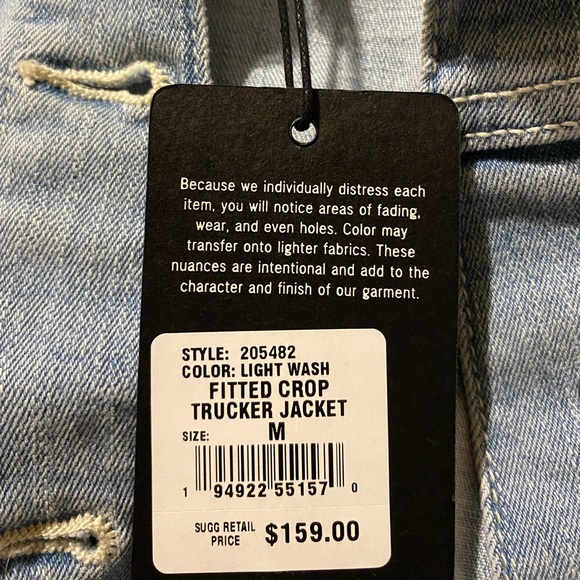 NWT True Religion Fitted Crop Trucker Jean Jacket Light Wash Size Medium - Picture 6 of 6